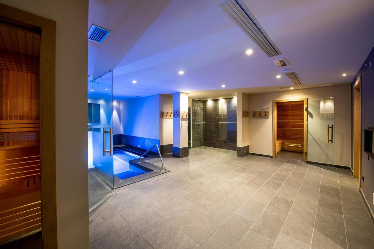 Design & Suite Hotel Ciarnadoi Vigo di Fassa Exteriér fotografie