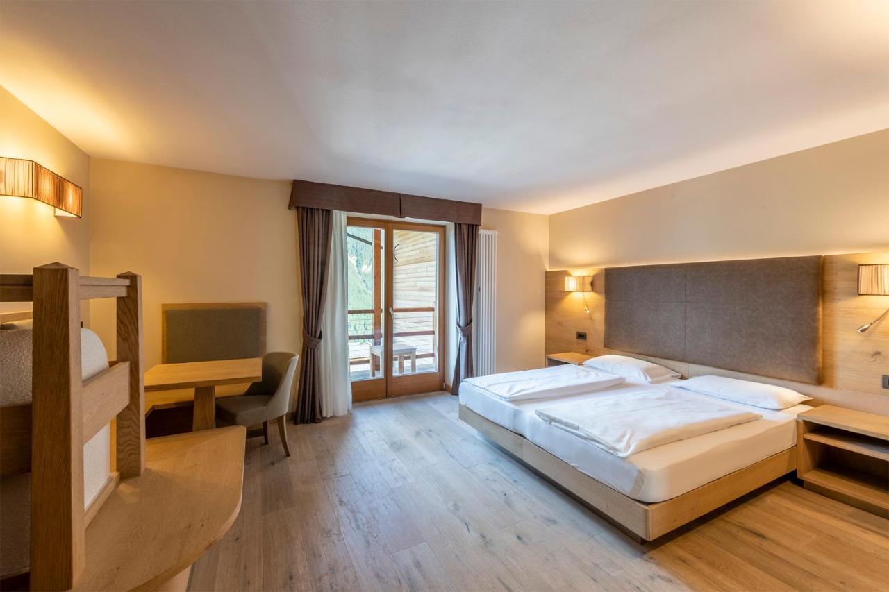 Design & Suite Hotel Ciarnadoi Vigo di Fassa Exteriér fotografie