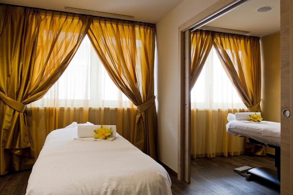 Design & Suite Hotel Ciarnadoi Vigo di Fassa Exteriér fotografie